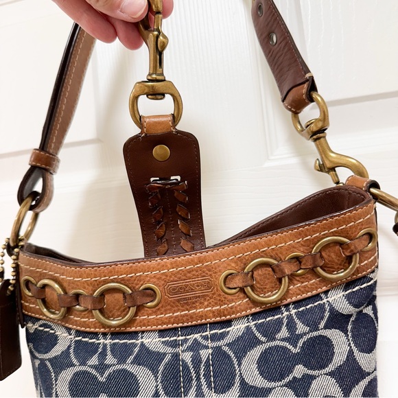 Coach Hamptons Signature Denim Special Edition Shoulder Bag - Picture 15 of 17